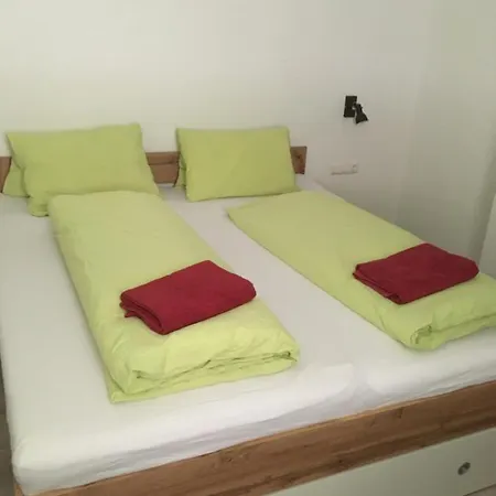 Steiner, 6143 Matrei Am Brenner!!check-in Between 15 - 21 O'clock!! No Breakfast Apartmán *
