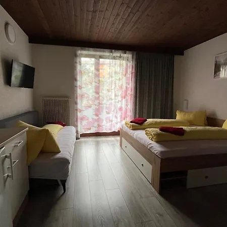 Apartmán Steiner, 6143 Matrei Am Brenner!!check-in Between 15 - 21 O'clock!! No Breakfast Muhlbachl