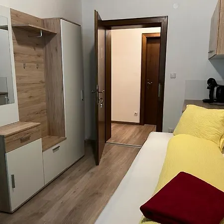 Steiner, 6143 Matrei Am Brenner!!check-in Between 15 - 21 O'clock!! No Breakfast Apartmán *